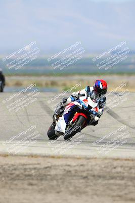 media/May-25-2025-Lets Ride (Sun) [[0ff033e448]]/B Group/1120am (Grapevine)/